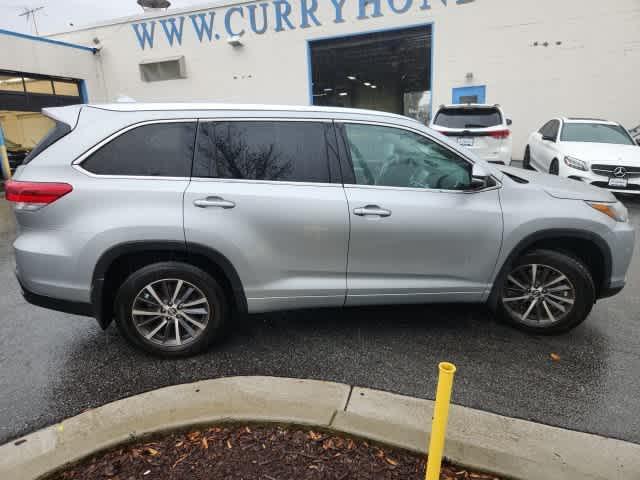 used 2018 Toyota Highlander car, priced at $26,989