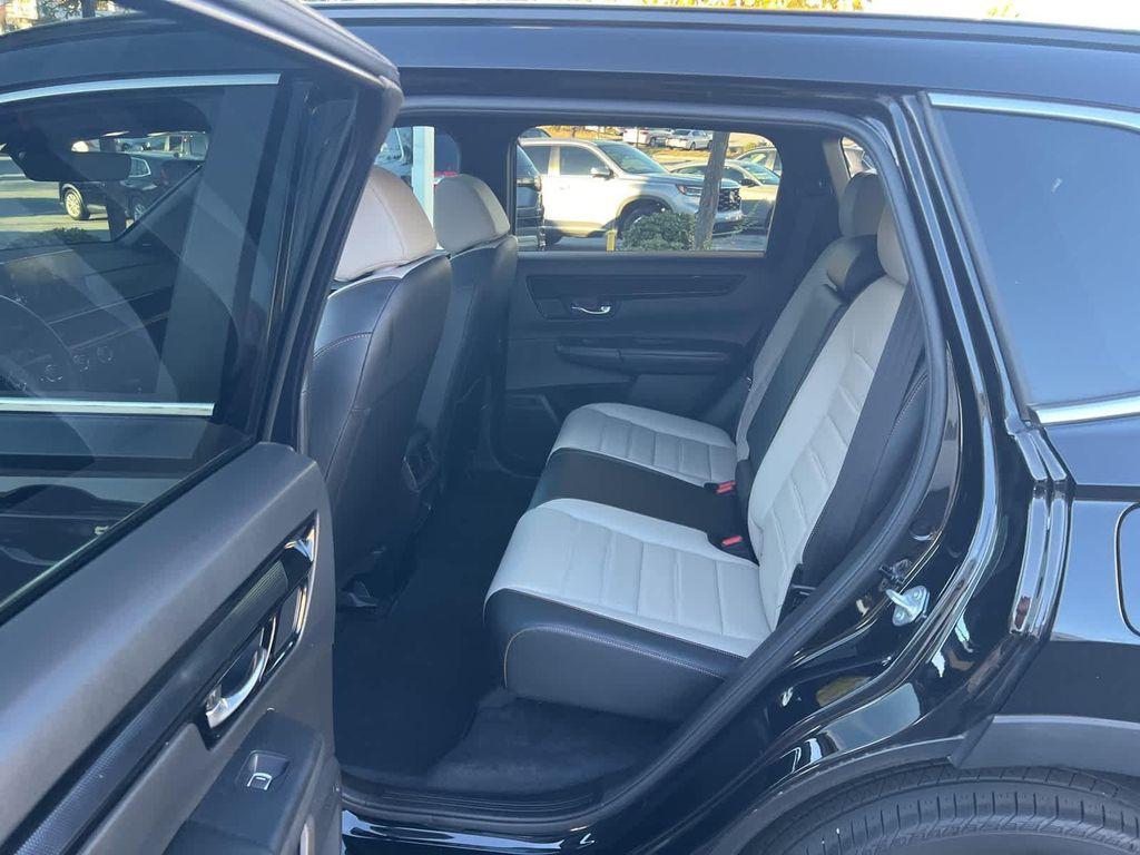 used 2023 Honda CR-V Hybrid car, priced at $33,248