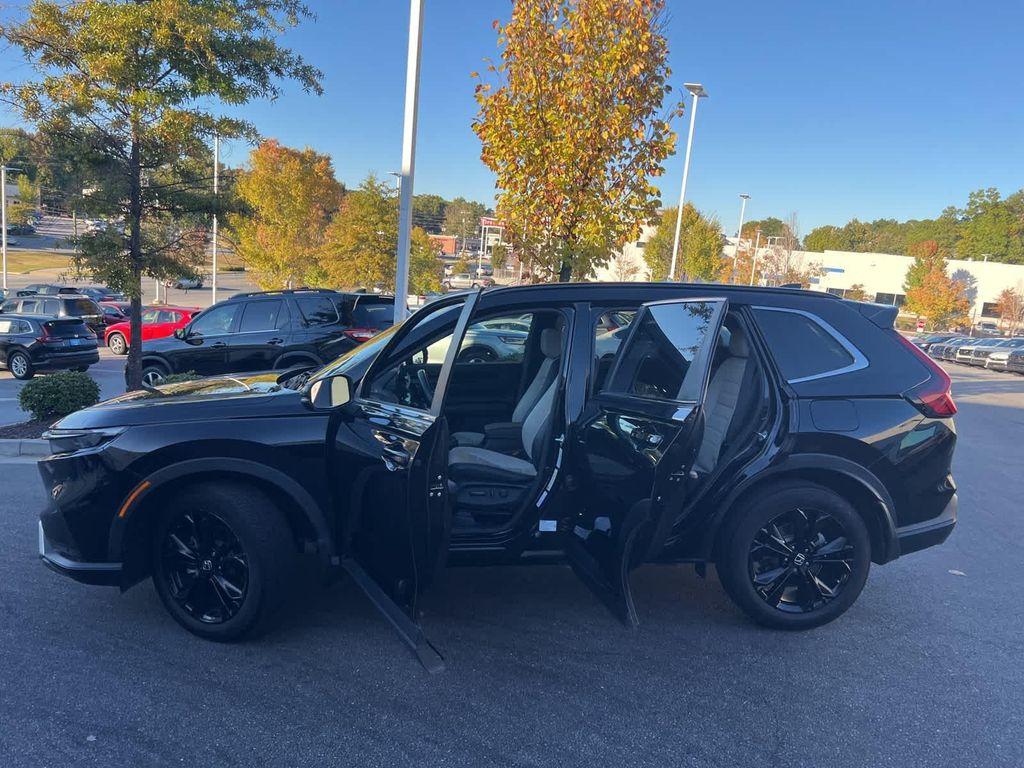 used 2023 Honda CR-V Hybrid car, priced at $33,248