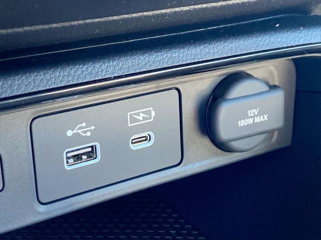 new 2025 Honda CR-V Hybrid car, priced at $38,000