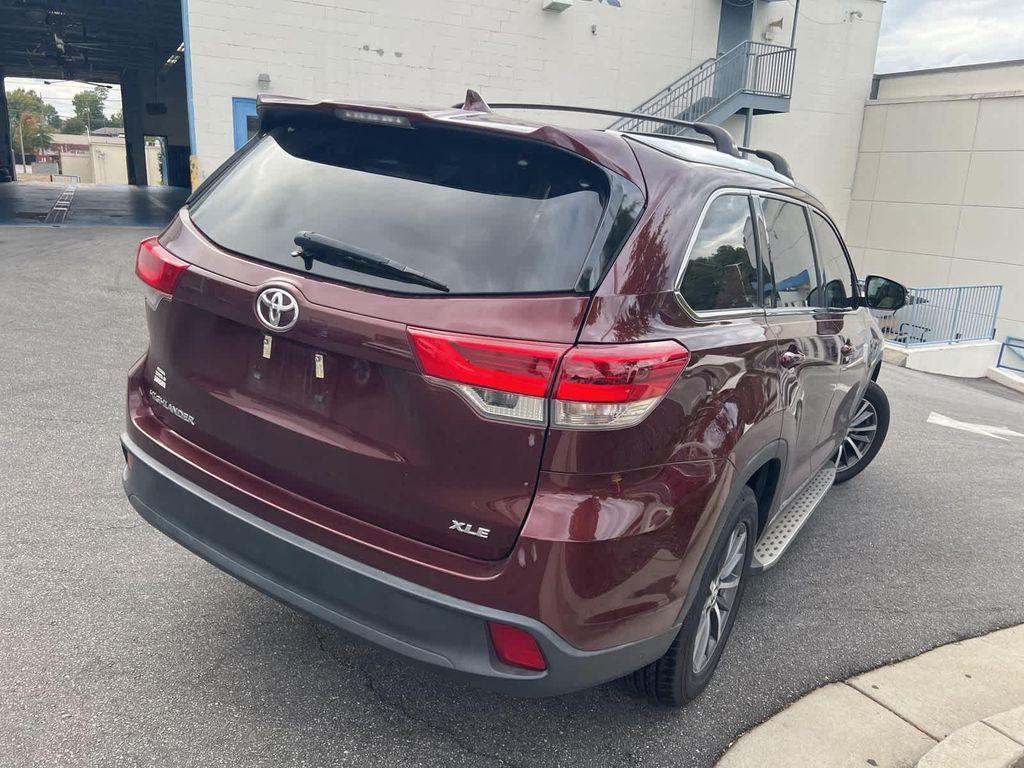 used 2019 Toyota Highlander car, priced at $28,674
