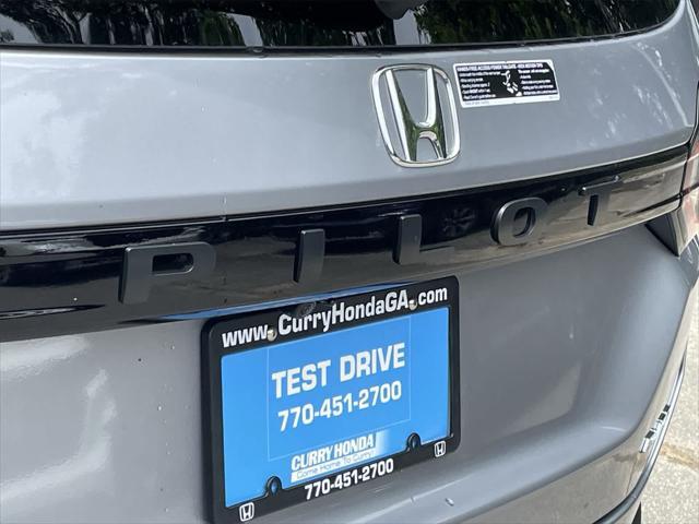 new 2025 Honda Pilot car, priced at $55,260