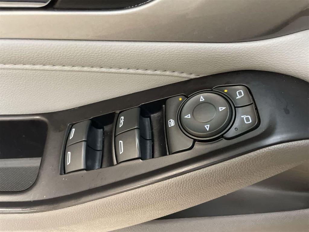 used 2020 Chevrolet Traverse car, priced at $16,500