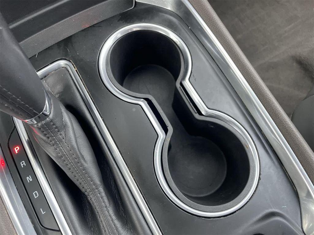 used 2020 Chevrolet Traverse car, priced at $16,500