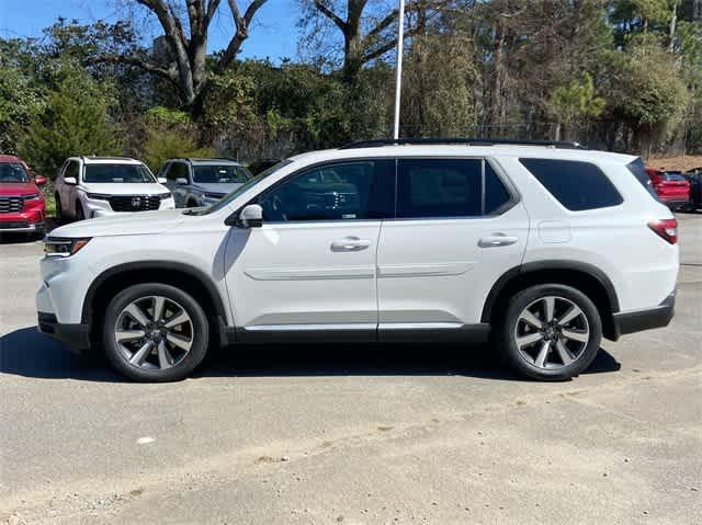 new 2025 Honda Pilot car, priced at $49,405