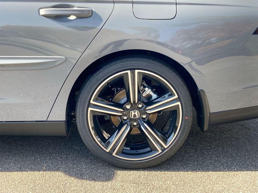 new 2025 Honda Accord Hybrid car, priced at $35,305