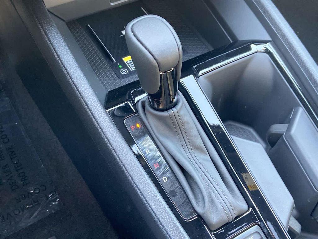 new 2025 Honda Accord Hybrid car, priced at $35,305