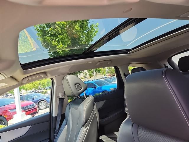 used 2023 Acura MDX car, priced at $46,155