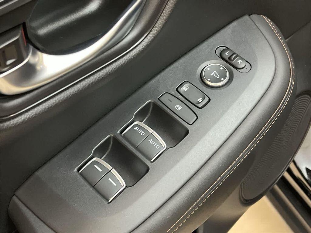 used 2025 Honda HR-V car, priced at $26,400