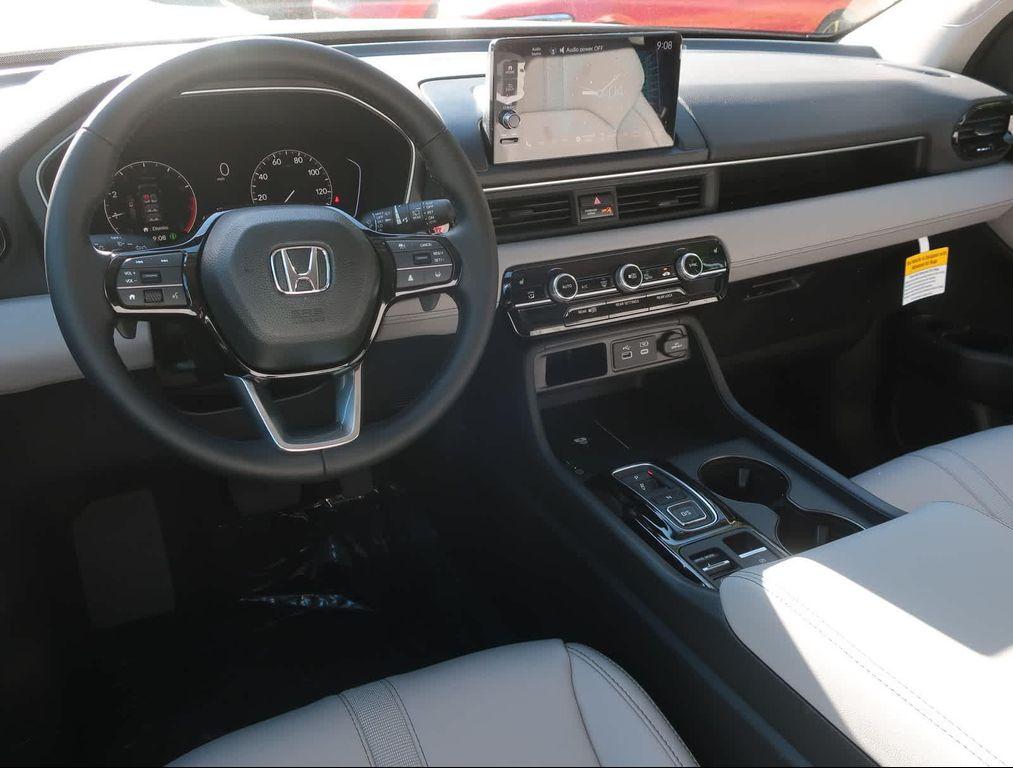 new 2025 Honda Pilot car, priced at $44,950