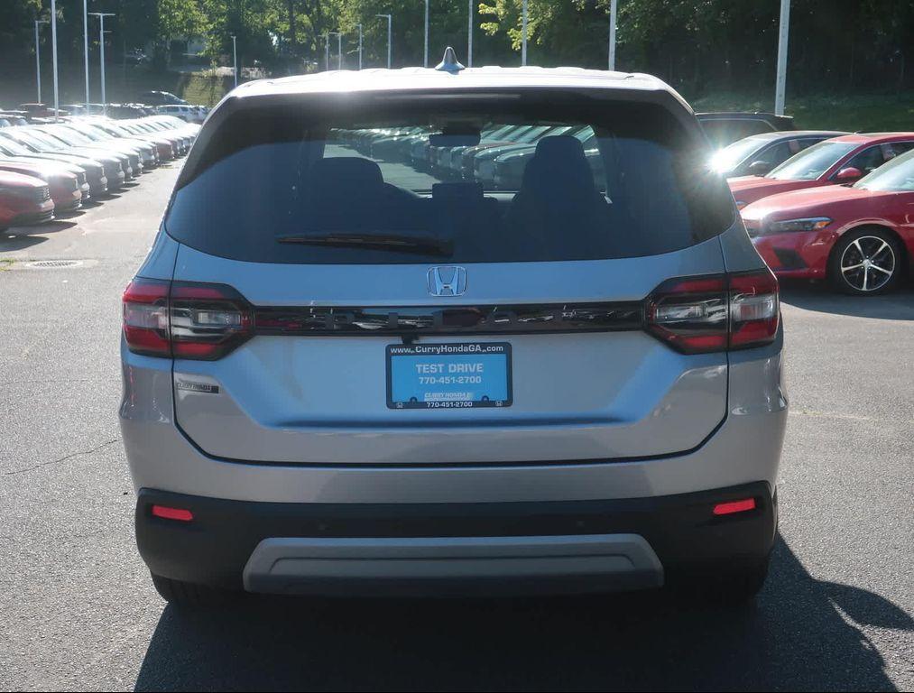 new 2025 Honda Pilot car, priced at $44,950