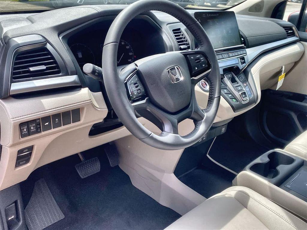 new 2026 Honda Odyssey car, priced at $46,140