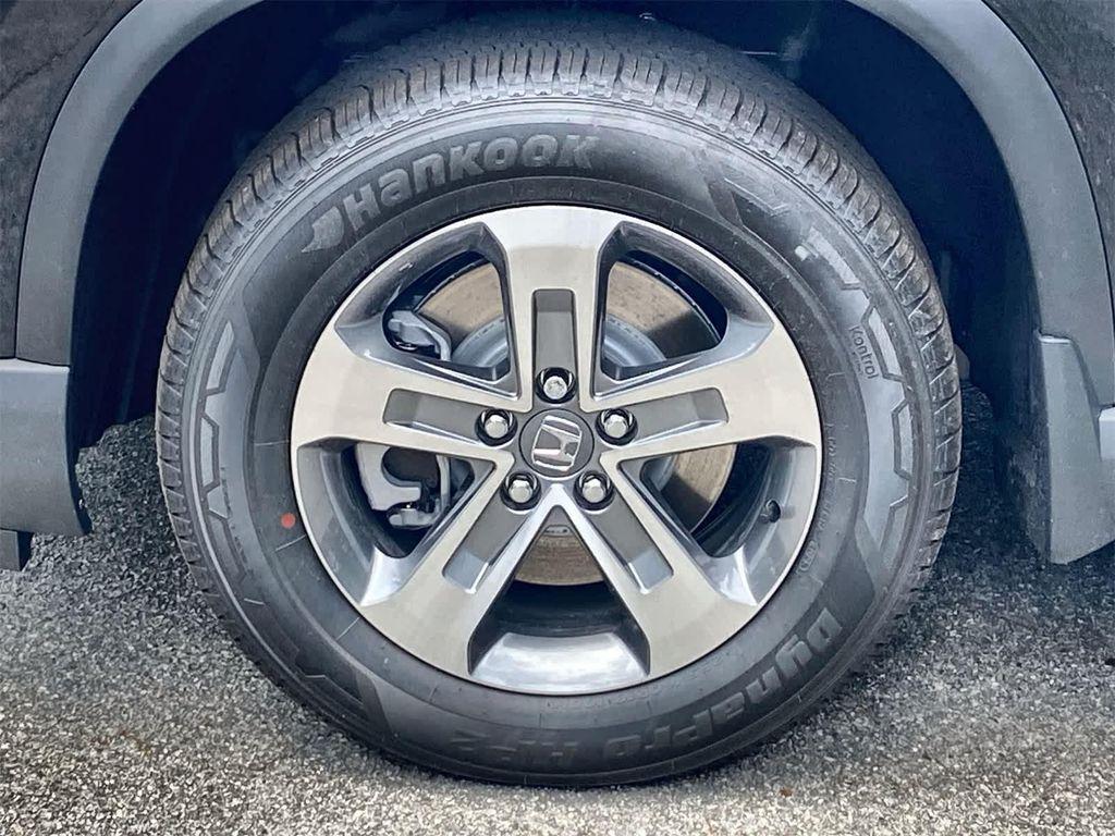new 2025 Honda Pilot car, priced at $44,950
