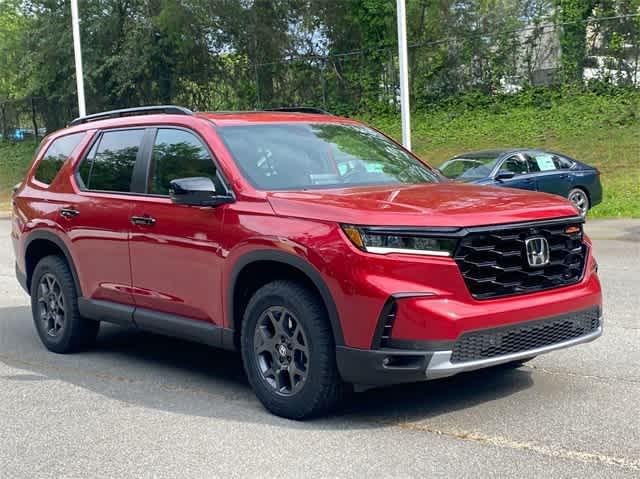 new 2025 Honda Pilot car, priced at $50,950