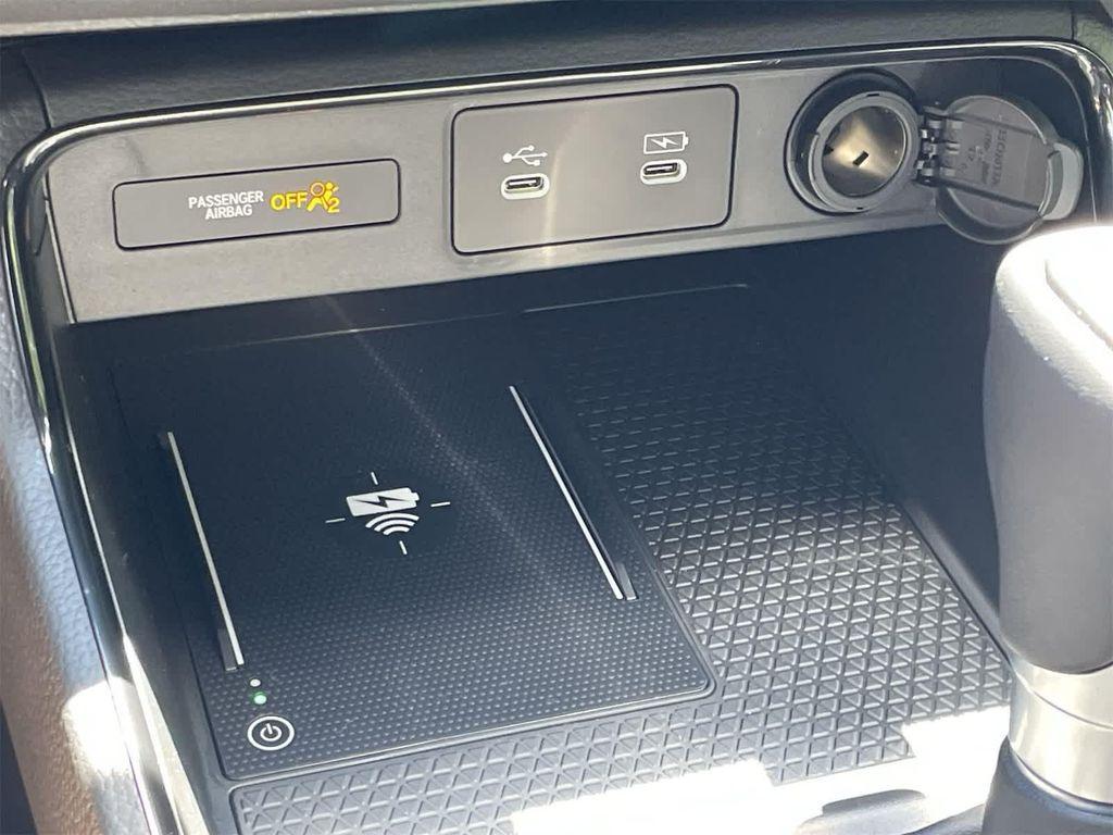 new 2026 Honda CR-V Hybrid car, priced at $40,175