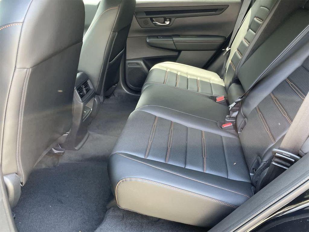 new 2026 Honda CR-V Hybrid car, priced at $40,175