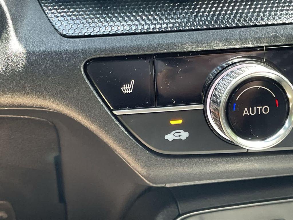 new 2026 Honda CR-V Hybrid car, priced at $40,175