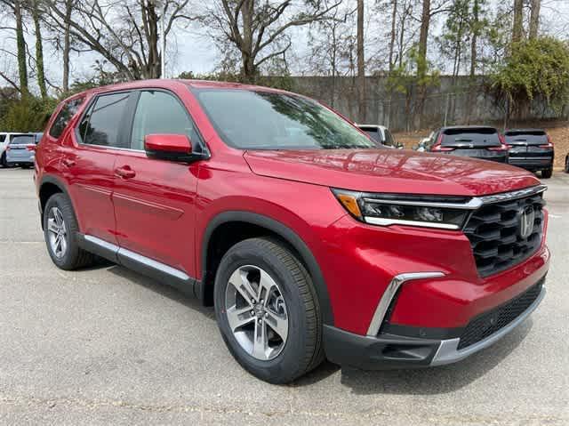 new 2025 Honda Pilot car, priced at $46,080