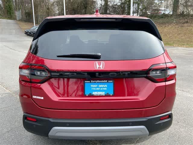 new 2025 Honda Pilot car, priced at $46,080