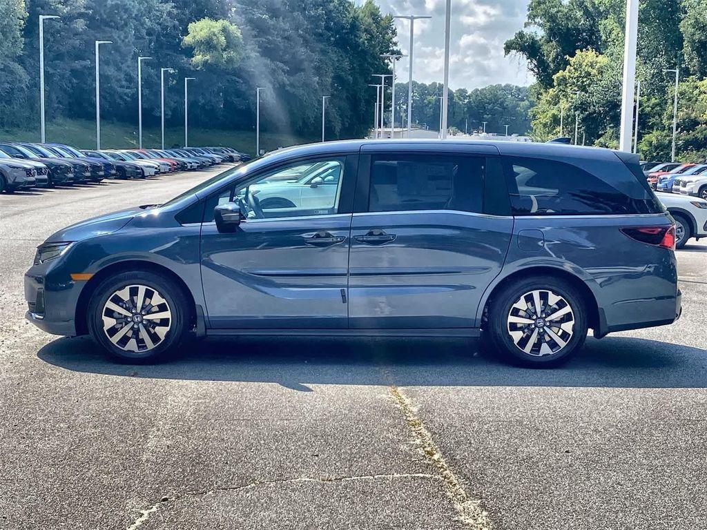 new 2026 Honda Odyssey car, priced at $44,290