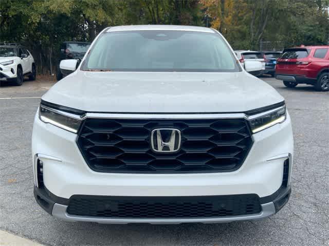 new 2025 Honda Pilot car, priced at $48,180