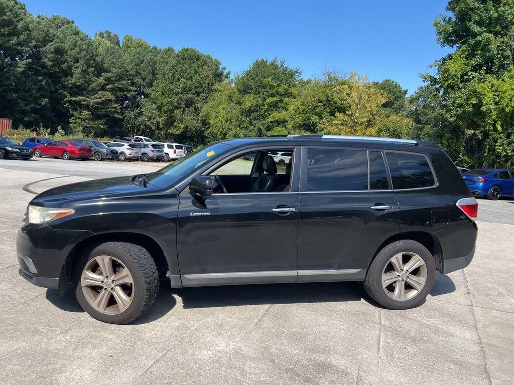 used 2013 Toyota Highlander car, priced at $15,070