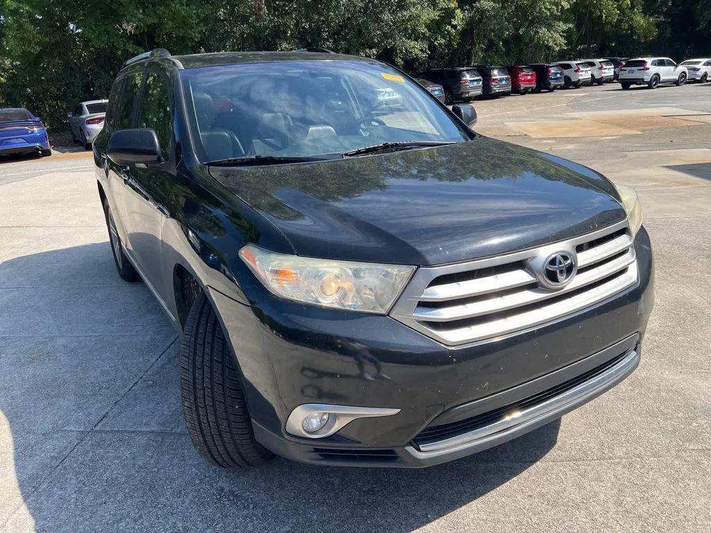 used 2013 Toyota Highlander car, priced at $15,070