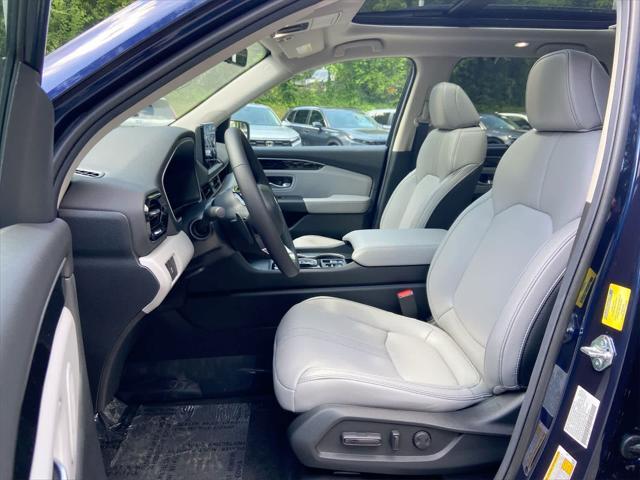 new 2025 Honda Pilot car, priced at $51,050