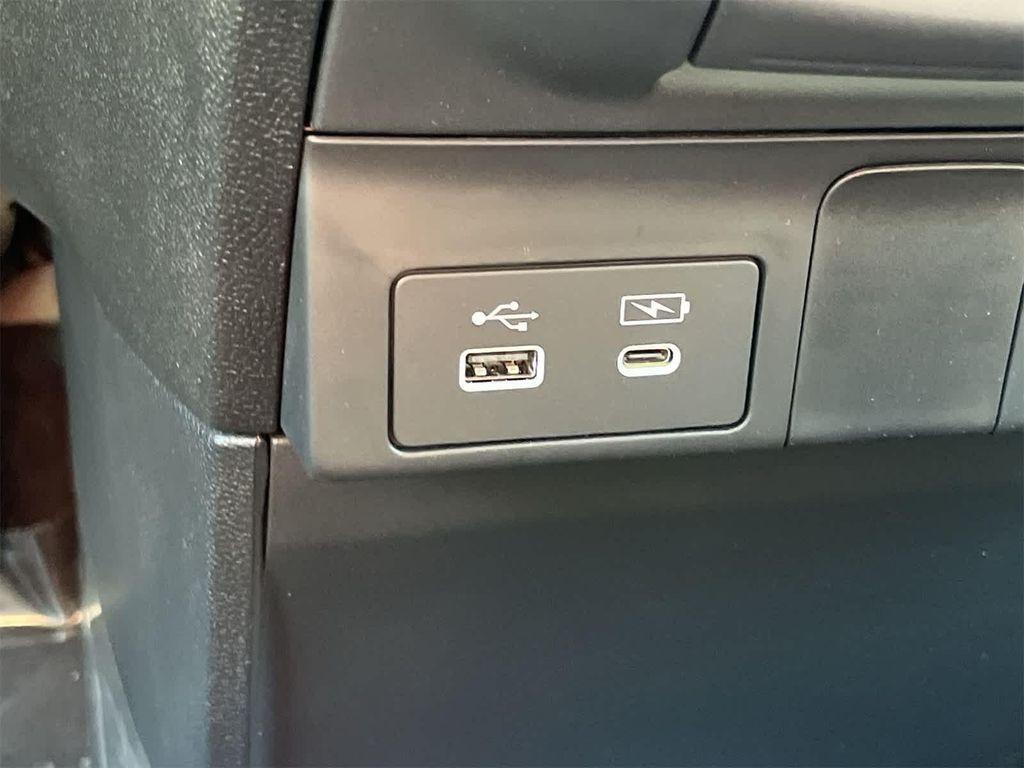 new 2026 Honda Odyssey car, priced at $46,140