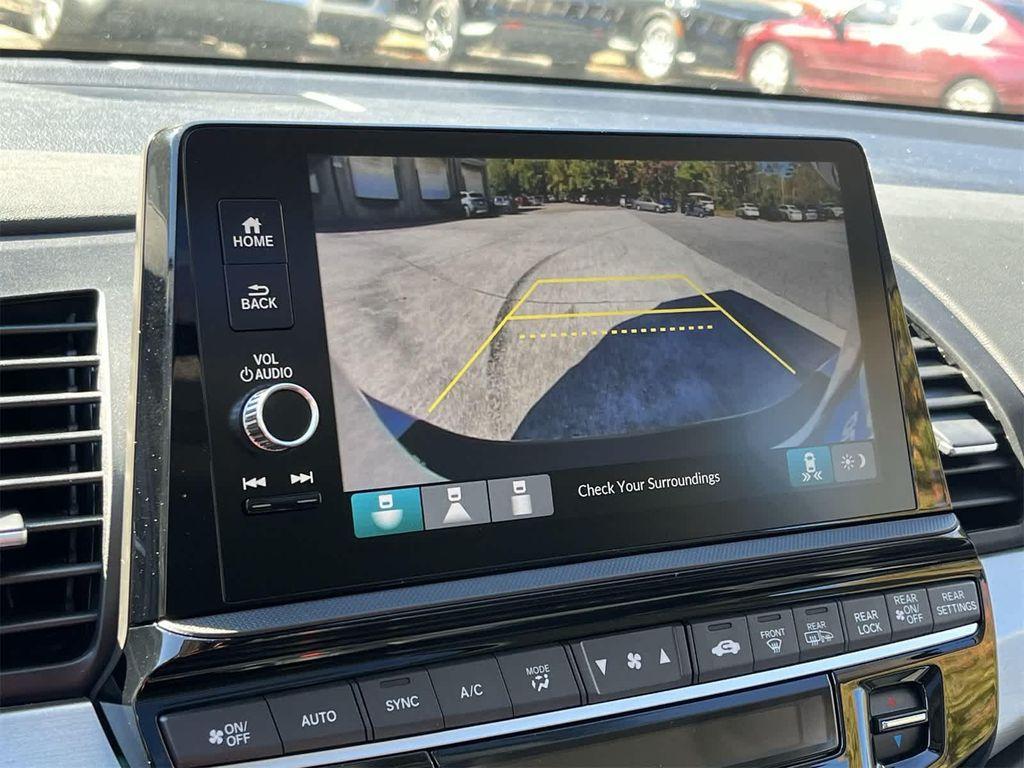 new 2026 Honda Odyssey car, priced at $46,140