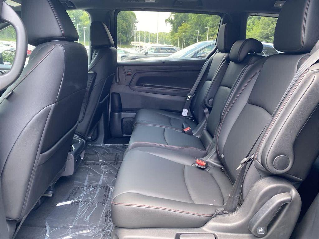 new 2026 Honda Odyssey car, priced at $45,390
