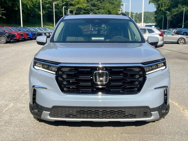 new 2025 Honda Pilot car, priced at $56,705