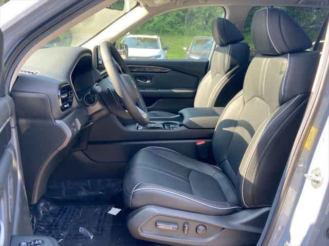 new 2025 Honda Pilot car, priced at $56,705