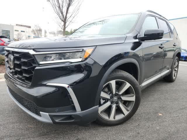 used 2025 Honda Pilot car, priced at $50,598