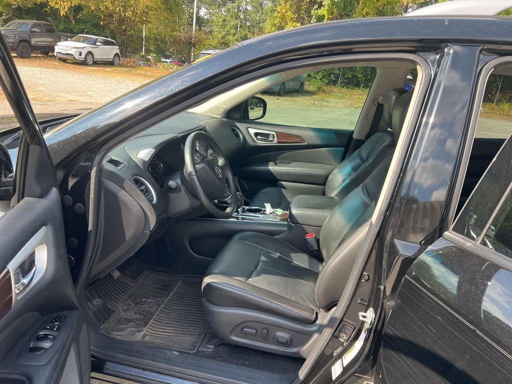 used 2014 Nissan Pathfinder car, priced at $8,392