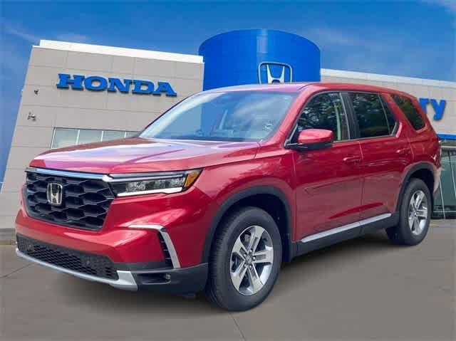 new 2025 Honda Pilot car, priced at $48,180