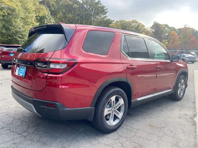 new 2025 Honda Pilot car, priced at $48,180