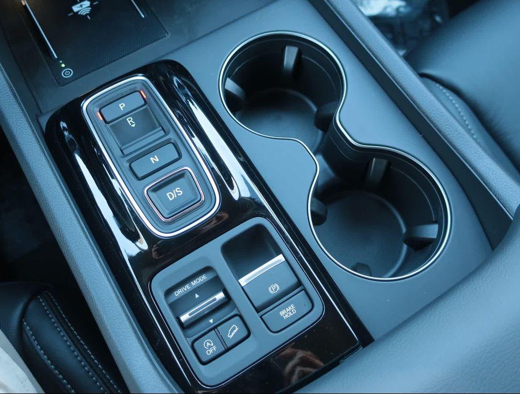 new 2025 Honda Pilot car, priced at $45,450