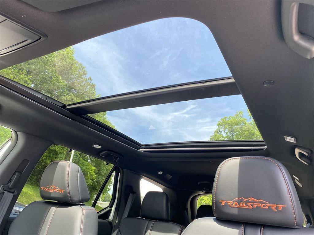 new 2025 Honda Pilot car, priced at $51,350