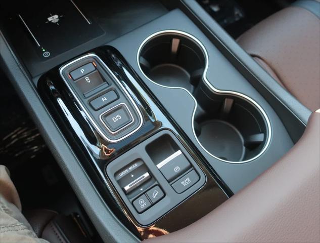 new 2025 Honda Pilot car, priced at $54,985