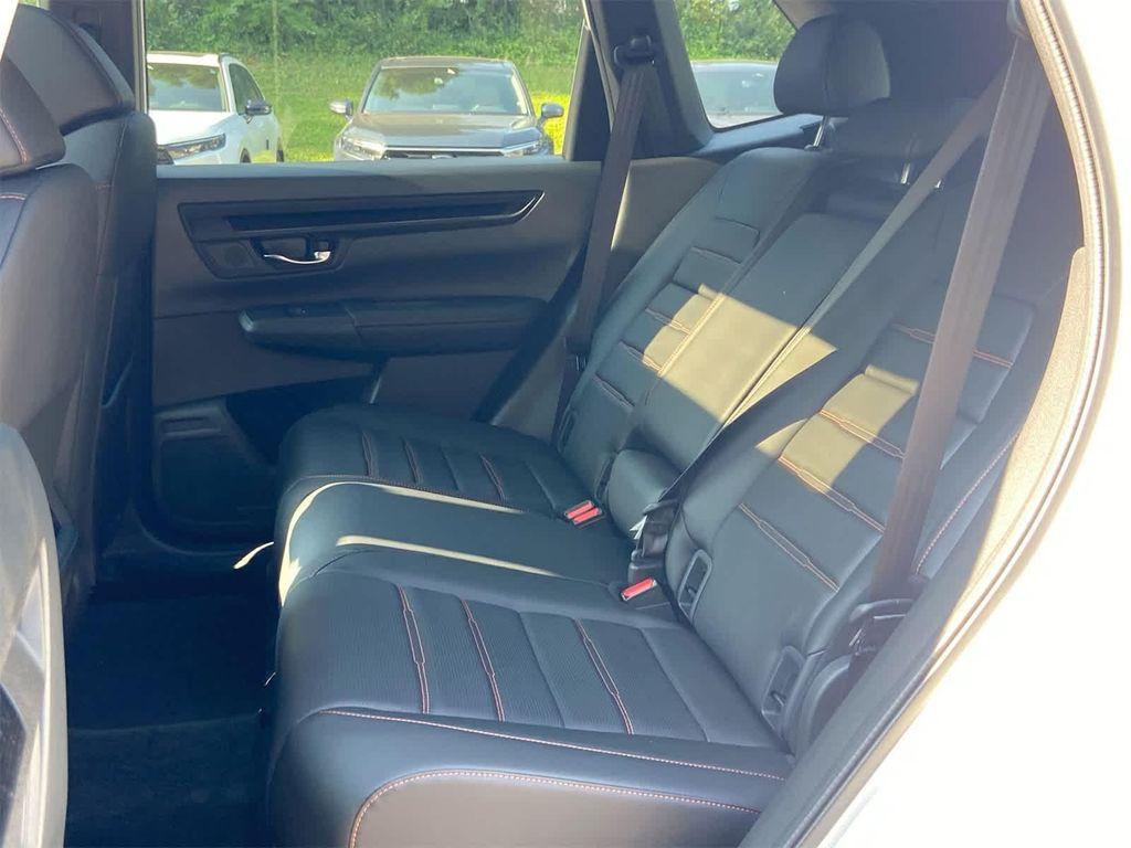 new 2026 Honda CR-V Hybrid car, priced at $40,575