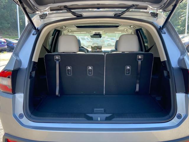 new 2025 Honda Pilot car, priced at $51,050