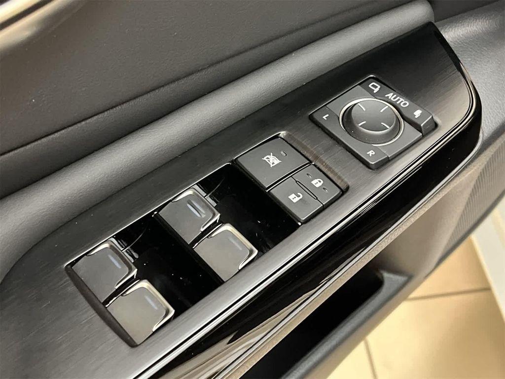 used 2022 Lexus ES 350 car, priced at $34,080