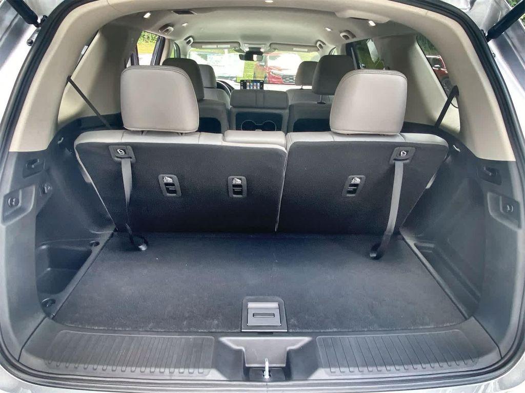 new 2025 Honda Pilot car, priced at $44,995