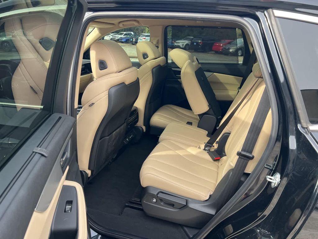 used 2024 Acura MDX car, priced at $46,451