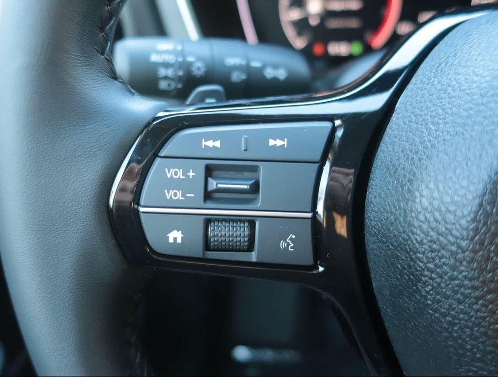 new 2025 Honda Pilot car, priced at $45,450