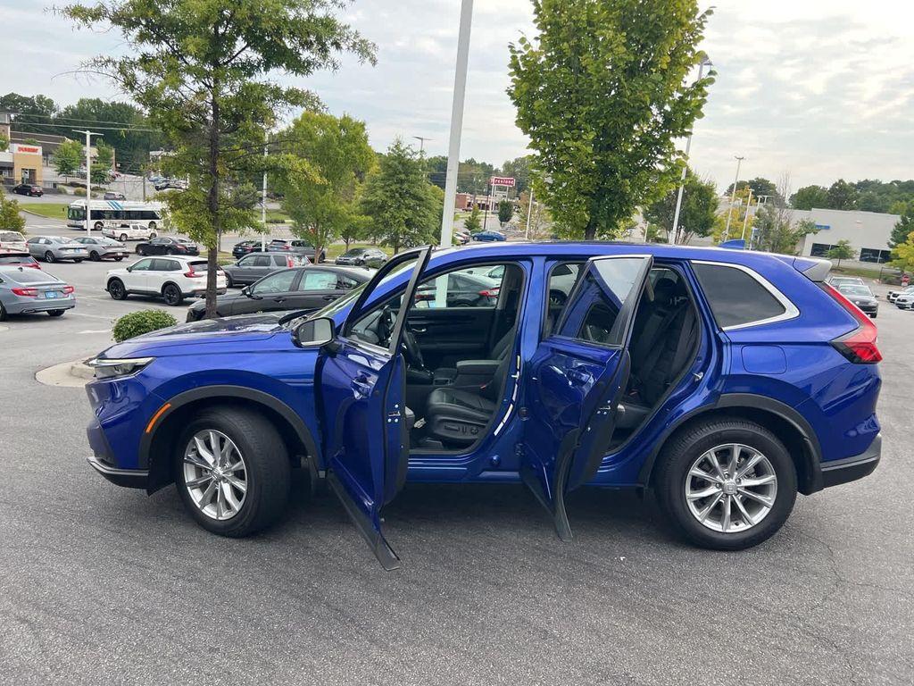 used 2023 Honda CR-V car, priced at $32,648