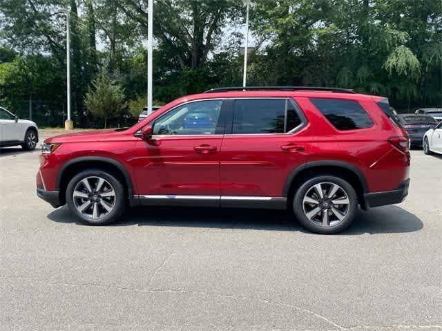 new 2025 Honda Pilot car, priced at $49,050