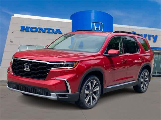 new 2025 Honda Pilot car, priced at $49,050