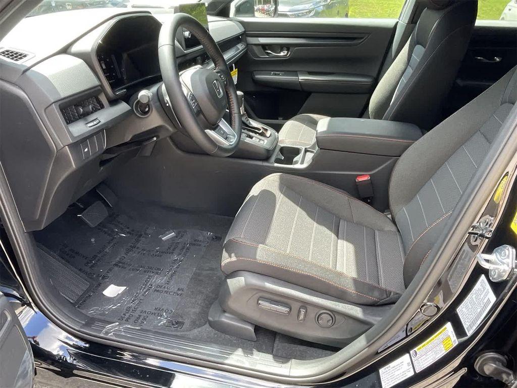 new 2026 Honda CR-V Hybrid car, priced at $40,195